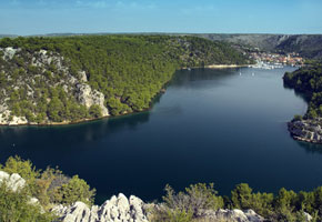 Prokljan See bei Skradin Prokljan See bei Skradin
