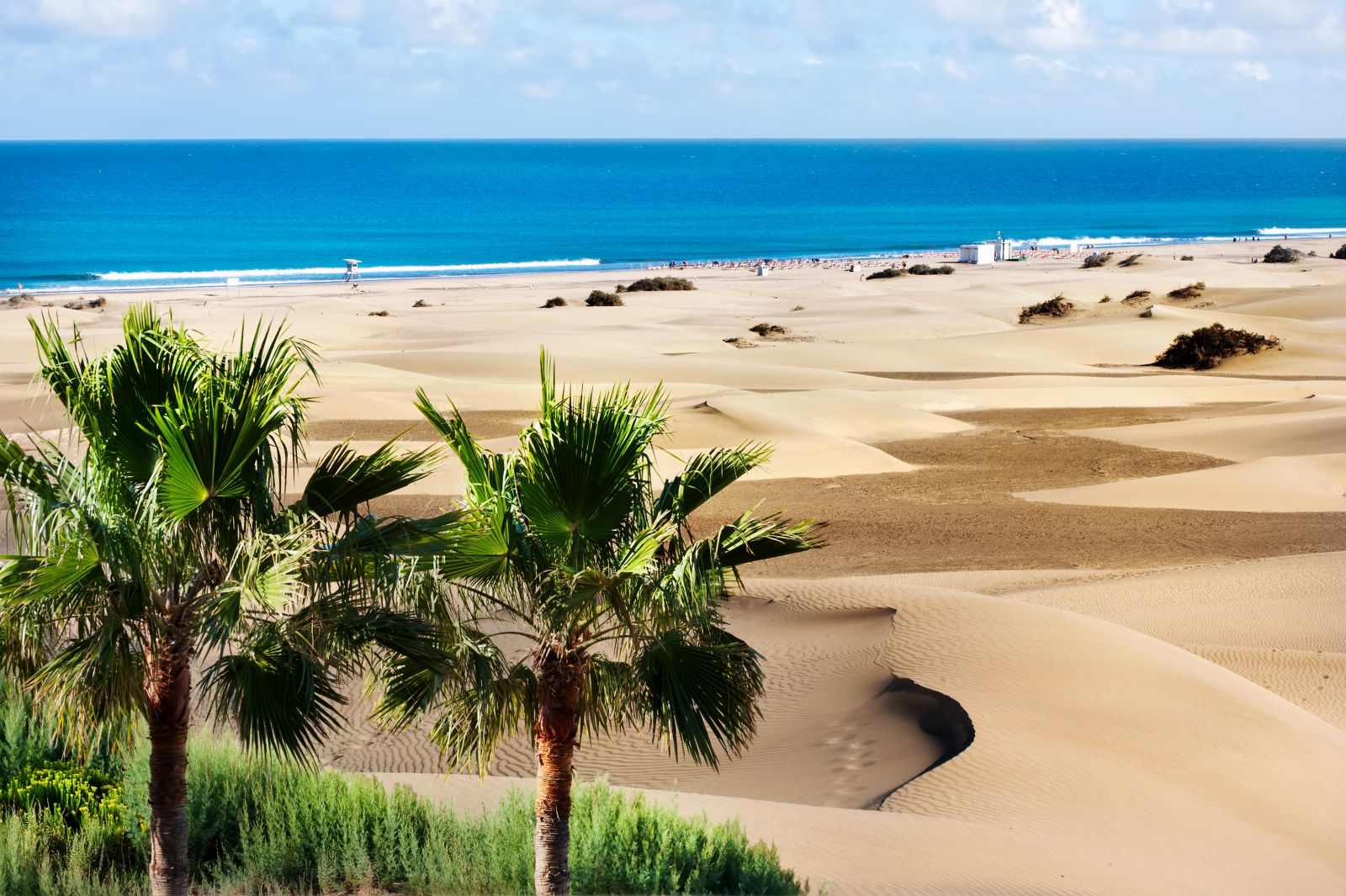 Nicht bloß Strand, sondern Dünenlandschaften, wie hier die Sanddünen von Maspalomas auf Gran Canaria. ©Valery Bareta