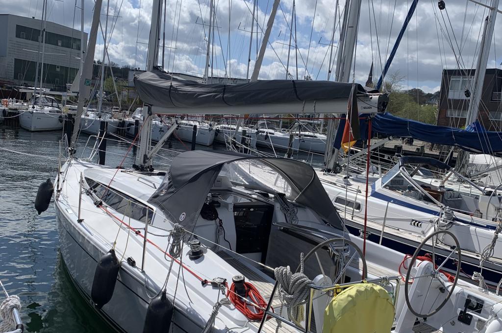 Original-Foto eines Kunden | Vercharterer hat mehrere baugleiche Yachten. Abweichungen sind möglich.