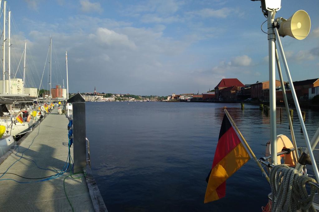 Original-Foto eines Kunden | aufgenommen am 26.06.2021 | Vercharterer hat mehrere baugleiche Yachten. Abweichungen sind möglich.