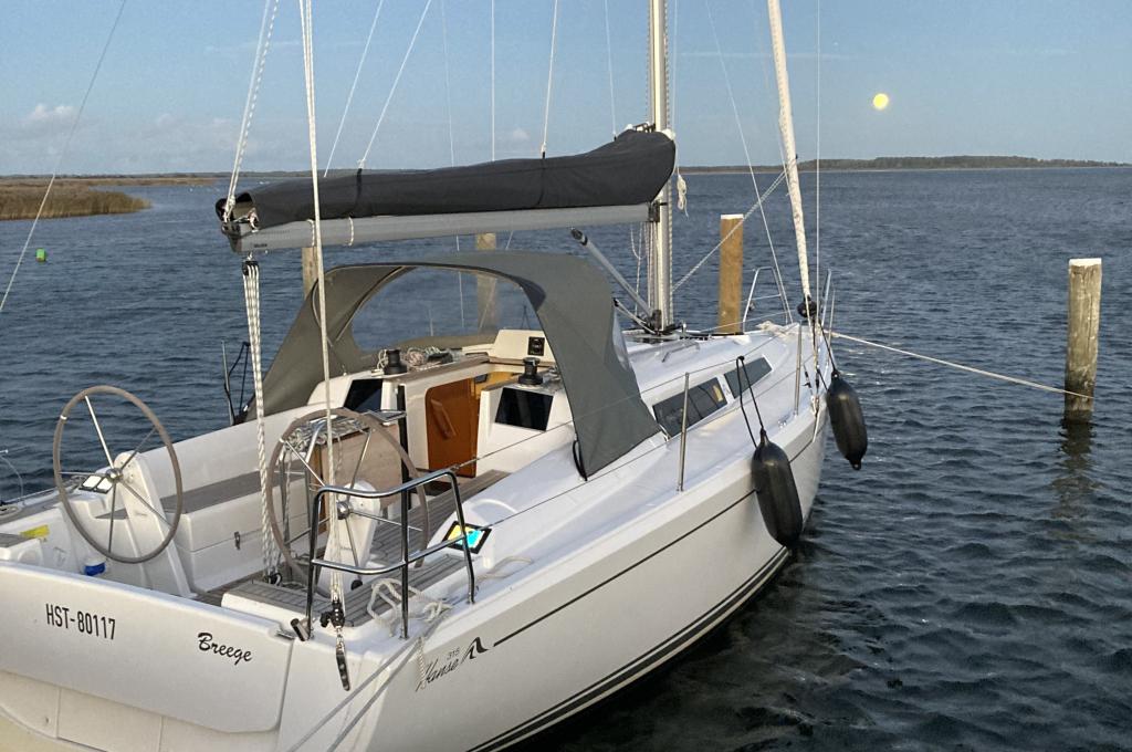 Original-Foto eines Kunden | Vercharterer hat mehrere baugleiche Yachten. Abweichungen sind möglich.