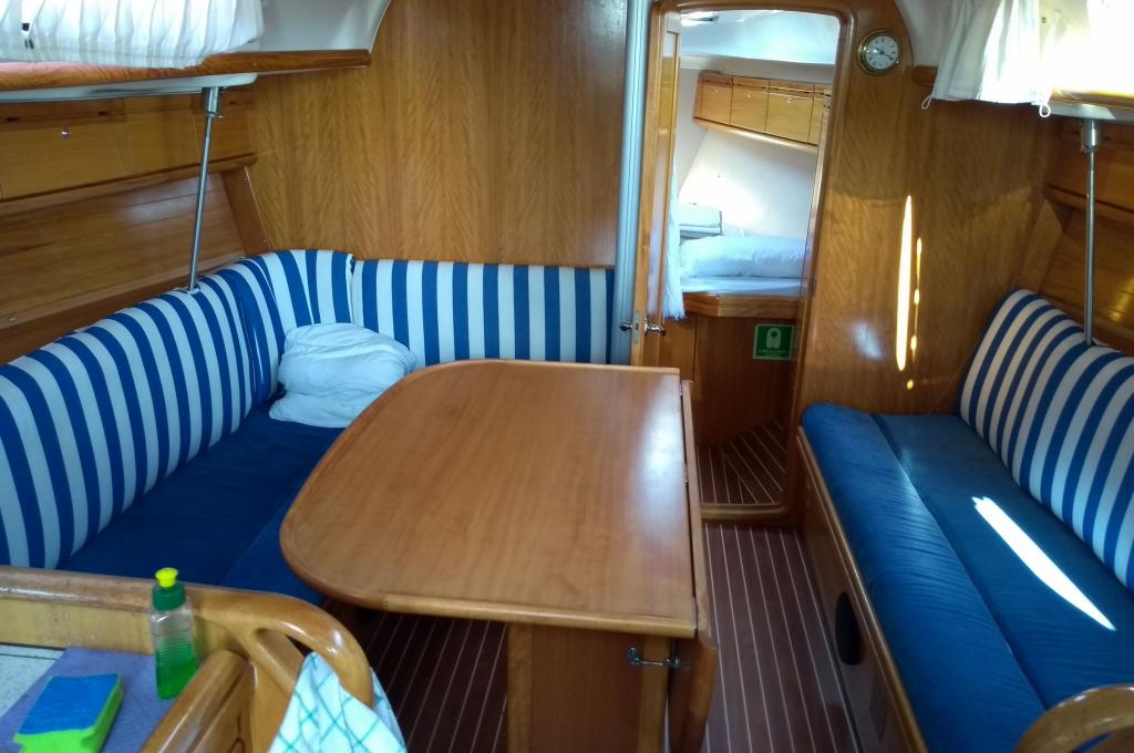 Original-Foto eines Kunden | aufgenommen am 09.10.2018 | Vercharterer hat mehrere baugleiche Yachten. Abweichungen sind möglich.