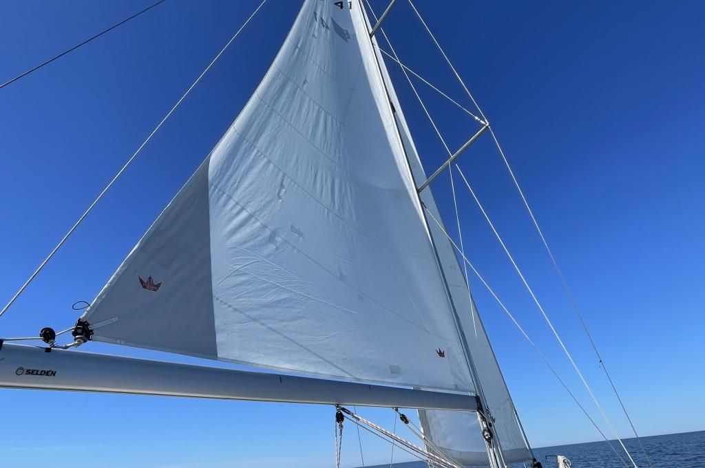 Original-Foto eines Kunden | Vercharterer hat mehrere baugleiche Yachten. Abweichungen sind möglich.