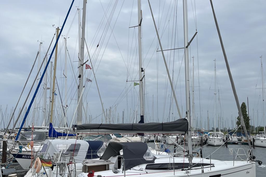 Original-Foto eines Kunden | Vercharterer hat mehrere baugleiche Yachten. Abweichungen sind möglich.