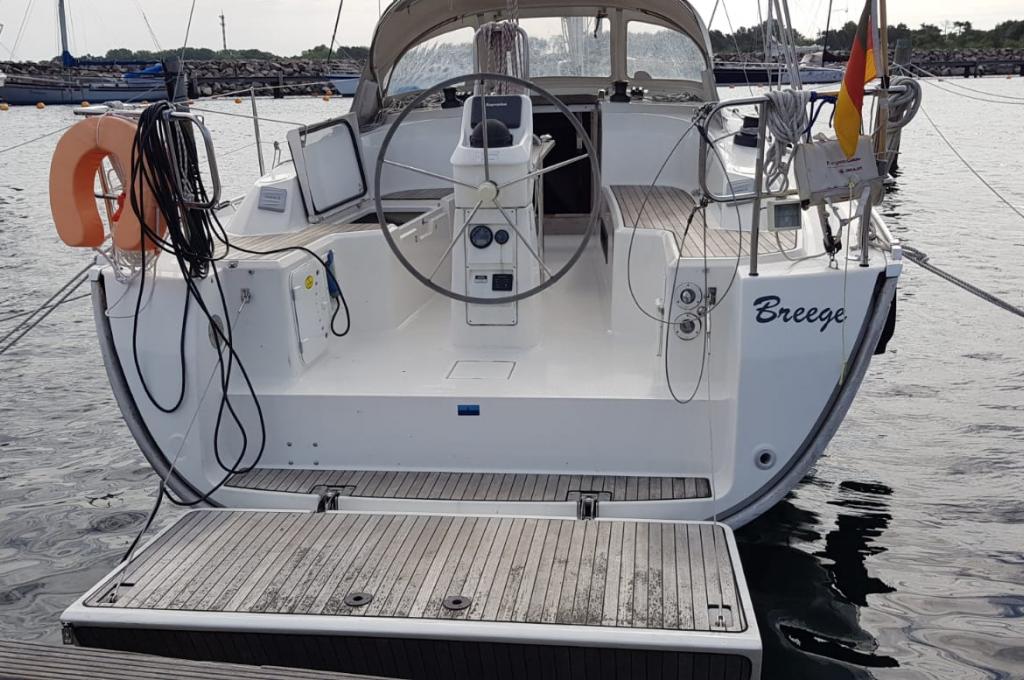 Original-Foto eines Kunden | Vercharterer hat mehrere baugleiche Yachten. Abweichungen sind möglich.