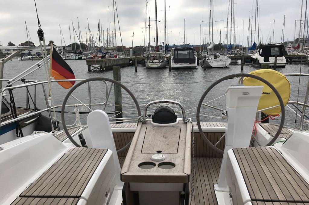 Original-Foto eines Kunden | Vercharterer hat mehrere baugleiche Yachten. Abweichungen sind möglich.