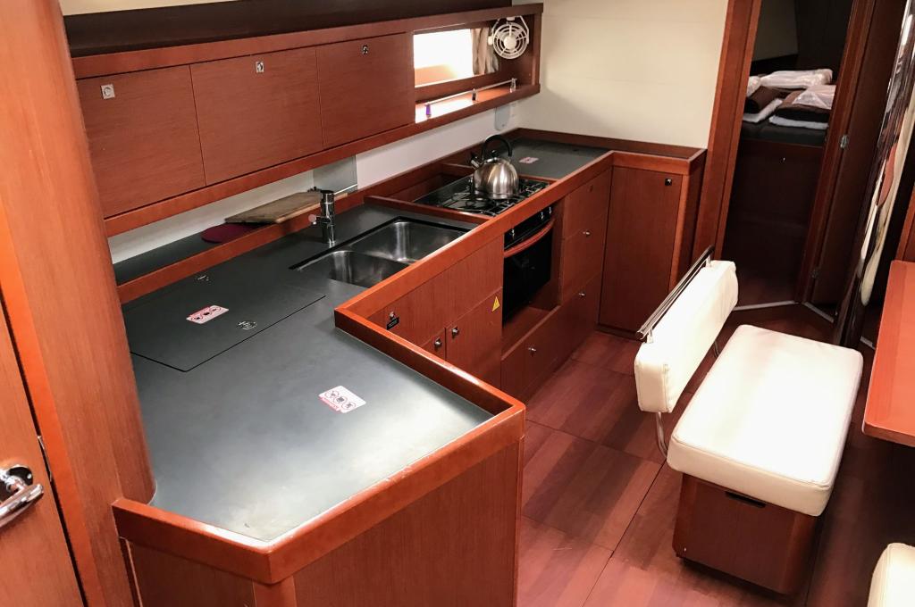 Original-Foto | aufgenommen am 21.04.2017 | Vercharterer hat mehrere baugleiche Yachten. Abweichungen sind möglich.