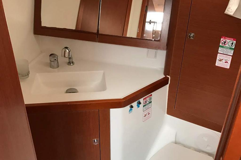 Original-Foto | Vercharterer hat mehrere baugleiche Yachten. Abweichungen sind möglich.