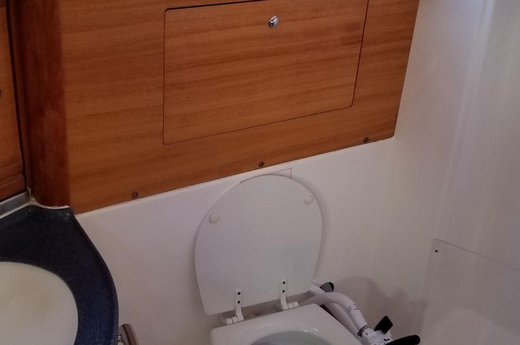 Original-Foto eines Kunden | Vercharterer hat mehrere baugleiche Yachten. Abweichungen sind möglich.