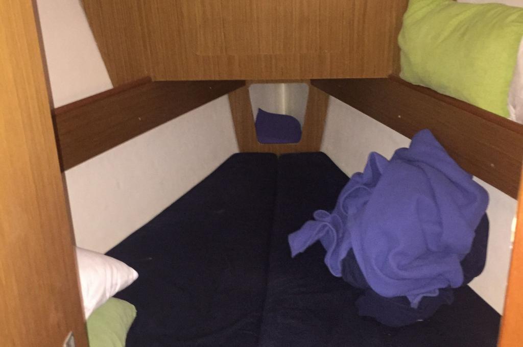 Original-Foto eines Kunden | Vercharterer hat mehrere baugleiche Yachten. Abweichungen sind möglich.